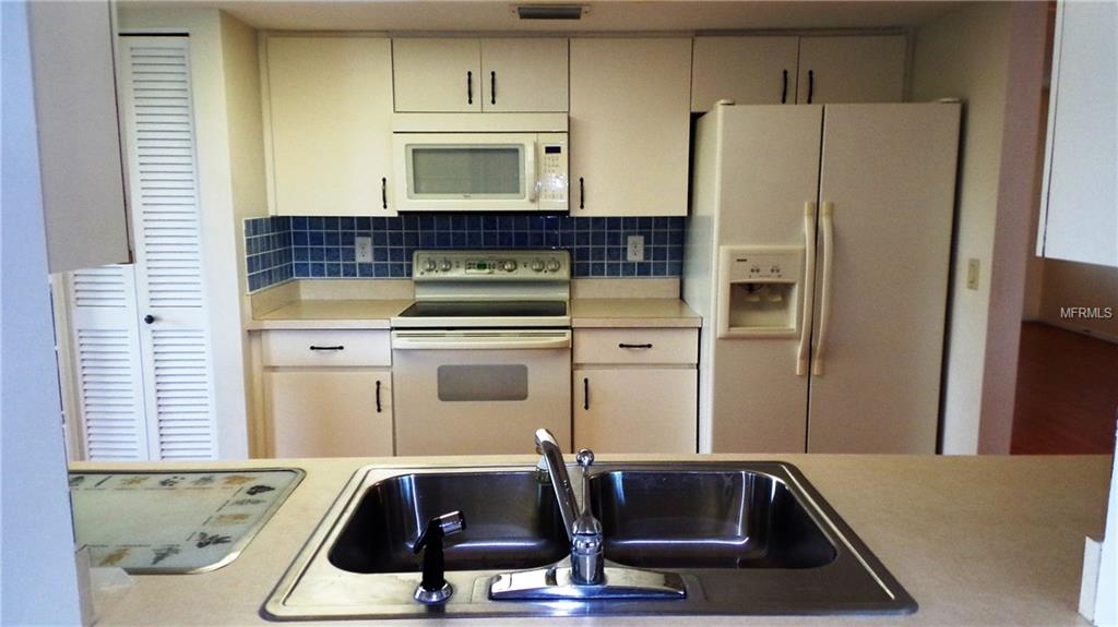 1406 CYPRESS ROAD, BRADENTON, Florida 34208, 2 Bedrooms Bedrooms, 7 Rooms Rooms,2 BathroomsBathrooms,Residential,For sale,CYPRESS,A4191221