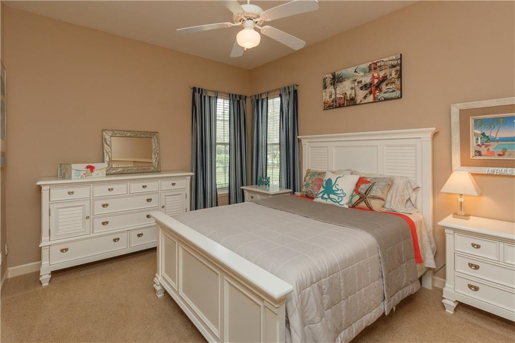 756 BROADOAK LOOP, SANFORD, Florida 32771, 4 Bedrooms Bedrooms, 9 Rooms Rooms,3 BathroomsBathrooms,Residential,For sale,BROADOAK,O5539594