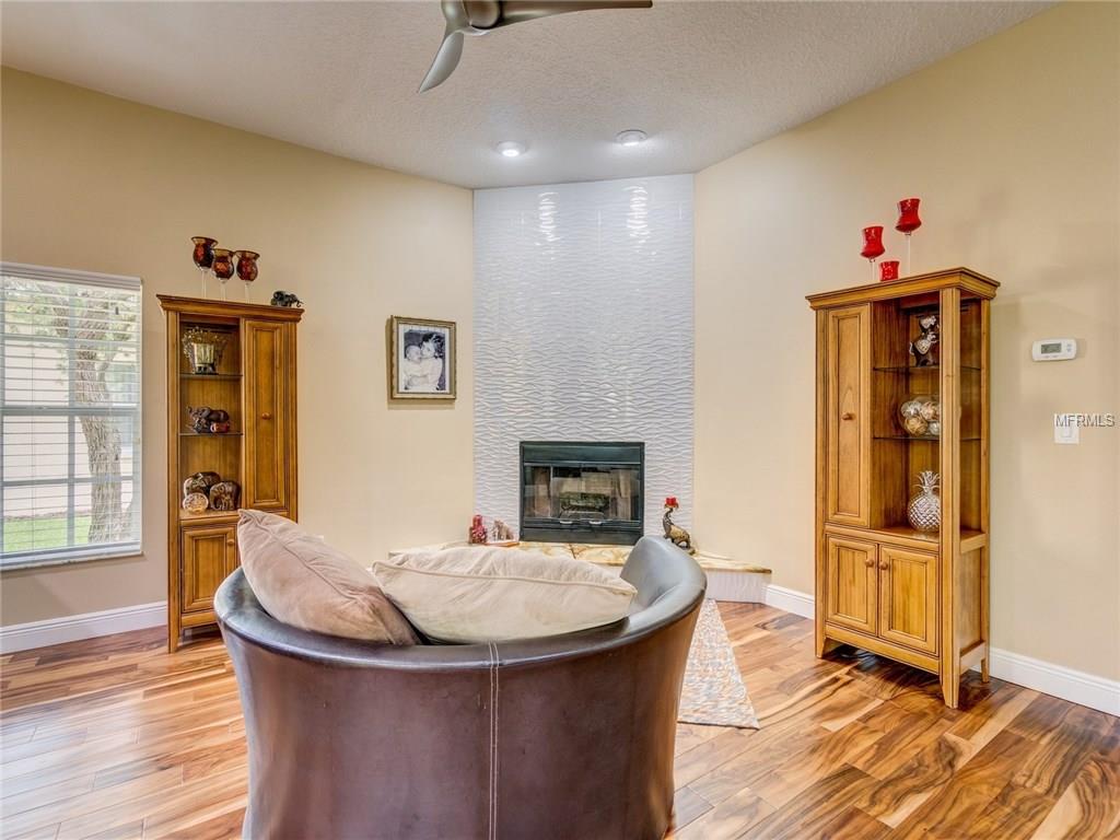 3045 CREST DRIVE, CLEARWATER, Florida 33759, 3 Bedrooms Bedrooms, 3 Rooms Rooms,2 BathroomsBathrooms,Residential,For sale,CREST,U7836311