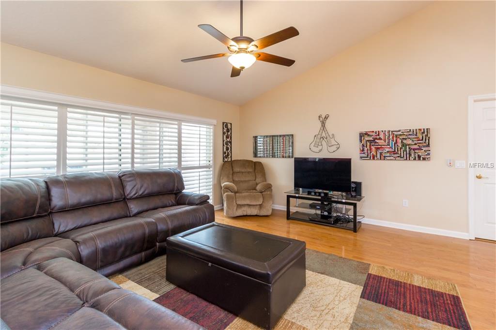 1061 SAWGRASS DRIVE, TARPON SPRINGS, Florida 34689, 3 Bedrooms Bedrooms, 4 Rooms Rooms,2 BathroomsBathrooms,Residential,For sale,SAWGRASS,T2921198