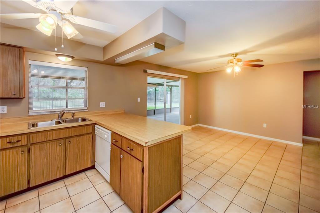 8816 VAN FLEET ROAD, RIVERVIEW, Florida 33578, 3 Bedrooms Bedrooms, 8 Rooms Rooms,2 BathroomsBathrooms,Residential,For sale,VAN FLEET,T2922342