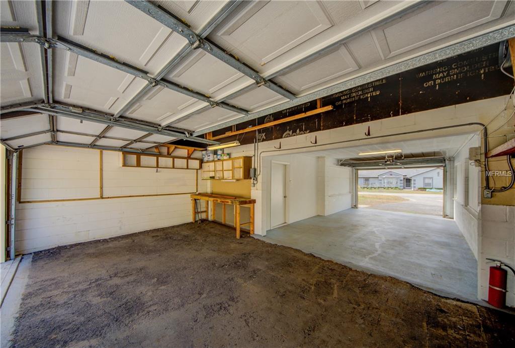 8816 VAN FLEET ROAD, RIVERVIEW, Florida 33578, 3 Bedrooms Bedrooms, 8 Rooms Rooms,2 BathroomsBathrooms,Residential,For sale,VAN FLEET,T2922342