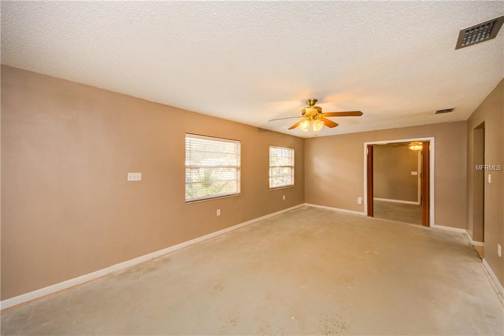 8816 VAN FLEET ROAD, RIVERVIEW, Florida 33578, 3 Bedrooms Bedrooms, 8 Rooms Rooms,2 BathroomsBathrooms,Residential,For sale,VAN FLEET,T2922342