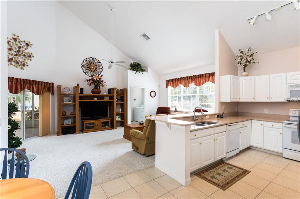 3439 CARRIAGE LAKE DRIVE, ORLANDO, Florida 32828, 4 Bedrooms Bedrooms, 8 Rooms Rooms,2 BathroomsBathrooms,Residential,For sale,CARRIAGE LAKE,O5557603