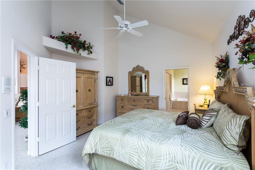 3439 CARRIAGE LAKE DRIVE, ORLANDO, Florida 32828, 4 Bedrooms Bedrooms, 8 Rooms Rooms,2 BathroomsBathrooms,Residential,For sale,CARRIAGE LAKE,O5557603