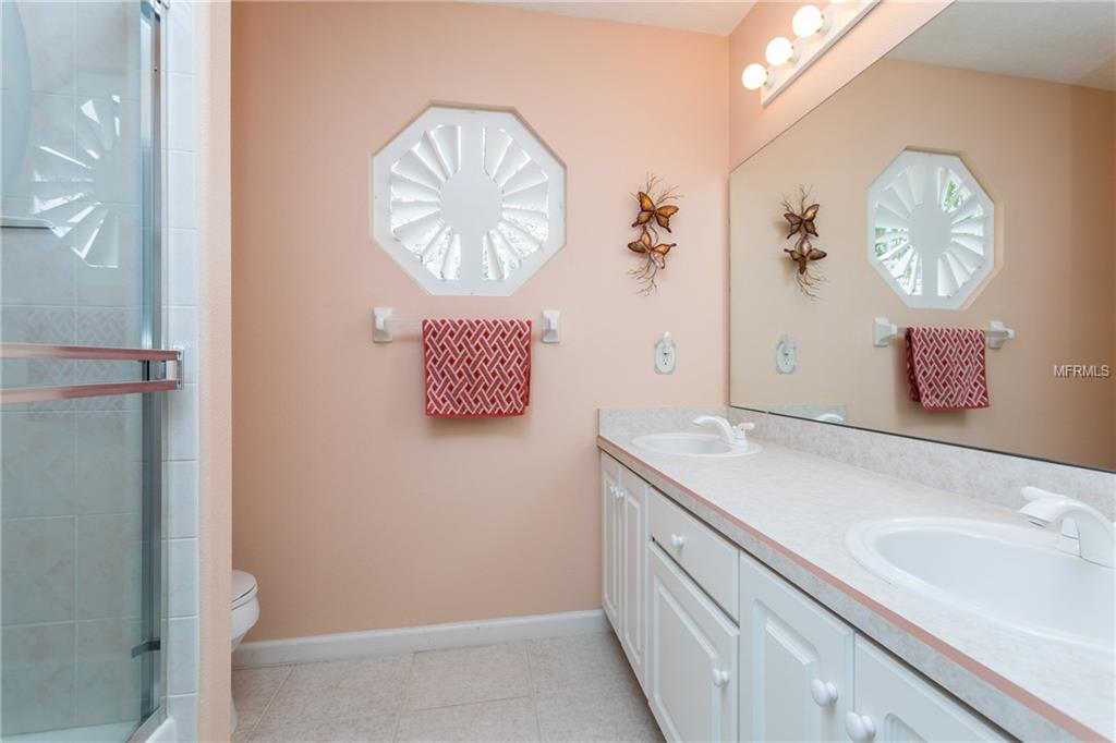 3439 CARRIAGE LAKE DRIVE, ORLANDO, Florida 32828, 4 Bedrooms Bedrooms, 8 Rooms Rooms,2 BathroomsBathrooms,Residential,For sale,CARRIAGE LAKE,O5557603