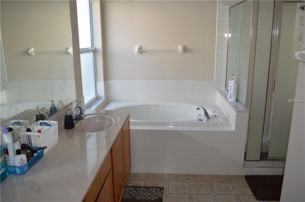 9834 LAUREL LEDGE DRIVE, RIVERVIEW, Florida 33569, 4 Bedrooms Bedrooms, 6 Rooms Rooms,2 BathroomsBathrooms,Residential,For sale,LAUREL LEDGE,T2926361