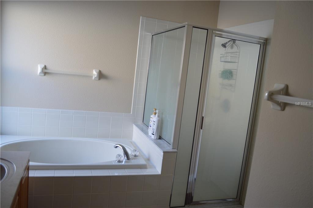 9834 LAUREL LEDGE DRIVE, RIVERVIEW, Florida 33569, 4 Bedrooms Bedrooms, 6 Rooms Rooms,2 BathroomsBathrooms,Residential,For sale,LAUREL LEDGE,T2926361