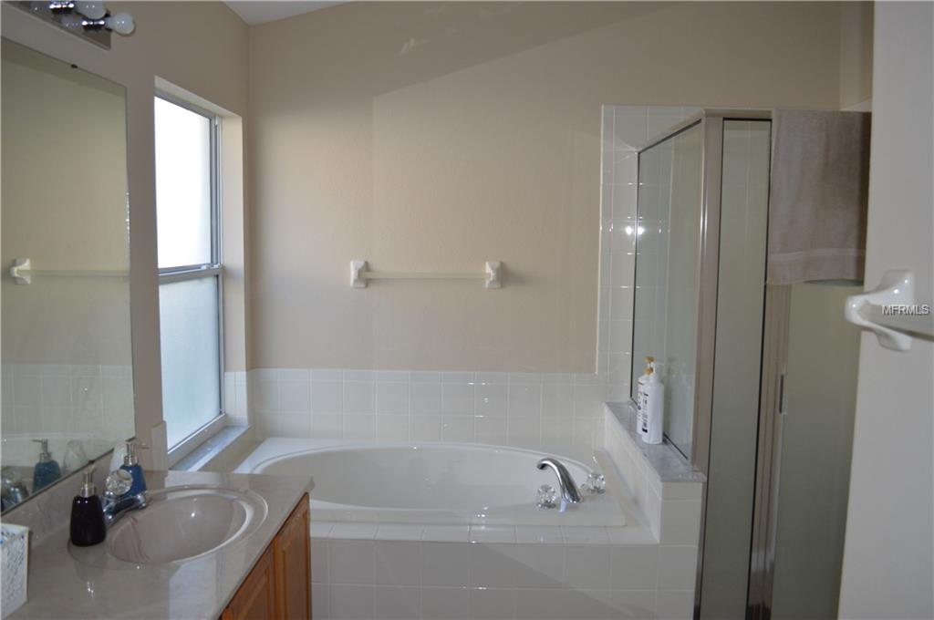 9834 LAUREL LEDGE DRIVE, RIVERVIEW, Florida 33569, 4 Bedrooms Bedrooms, 6 Rooms Rooms,2 BathroomsBathrooms,Residential,For sale,LAUREL LEDGE,T2926361