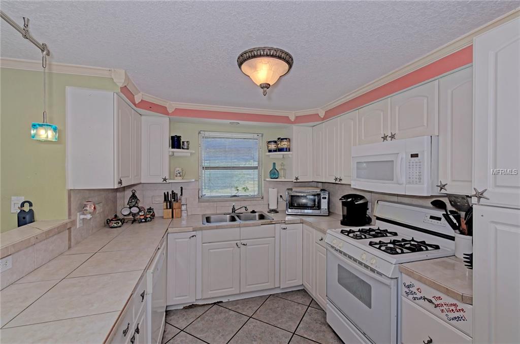 512 70TH STREET, HOLMES BEACH, Florida 34217, 3 Bedrooms Bedrooms, 3 Rooms Rooms,2 BathroomsBathrooms,Residential,For sale,70TH,A4209529