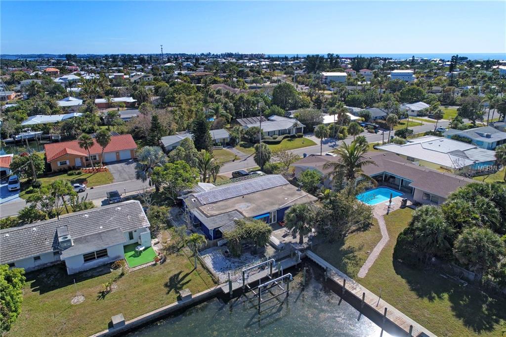 512 70TH STREET, HOLMES BEACH, Florida 34217, 3 Bedrooms Bedrooms, 3 Rooms Rooms,2 BathroomsBathrooms,Residential,For sale,70TH,A4209529