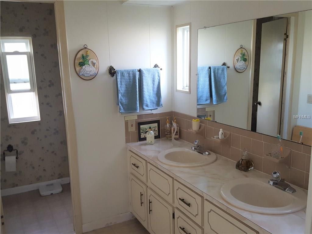 2100 KINGS HIGHWAY, PORT CHARLOTTE, Florida 33980, 2 Bedrooms Bedrooms, 5 Rooms Rooms,2 BathroomsBathrooms,Residential,For sale,KINGS,C7249043