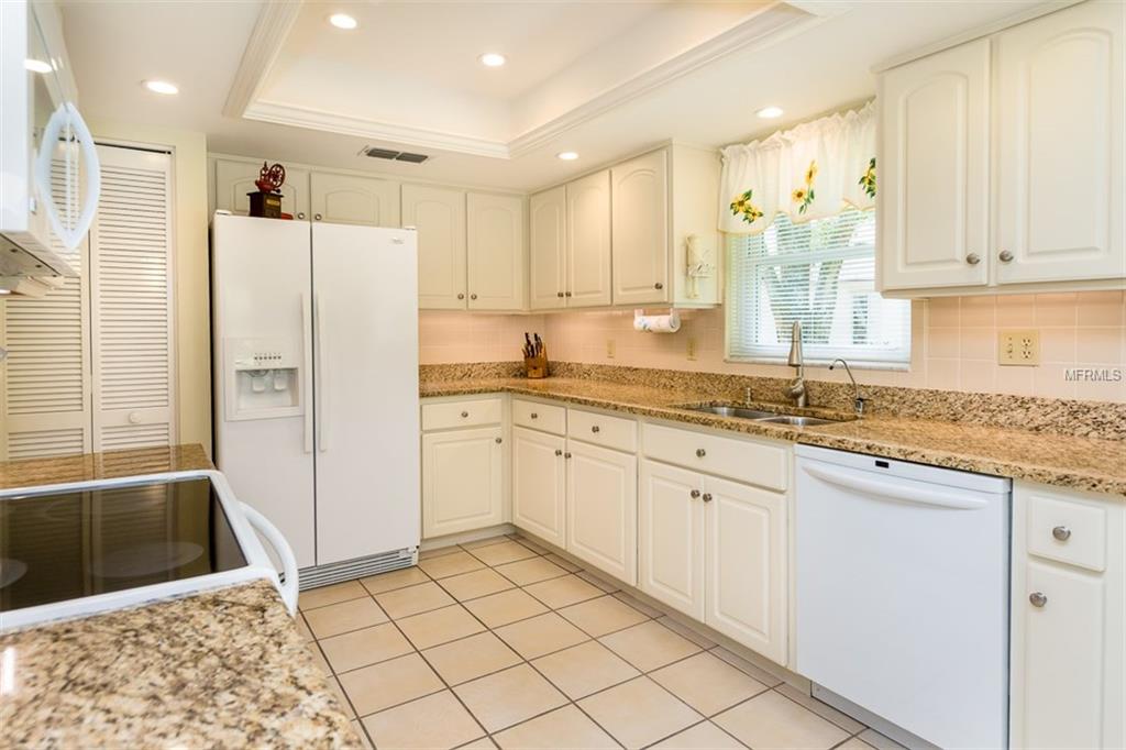 3812 TARPON POINTE CIRCLE, PALM HARBOR, Florida 34684, 3 Bedrooms Bedrooms, 7 Rooms Rooms,2 BathroomsBathrooms,Residential,For sale,TARPON POINTE,U7847563