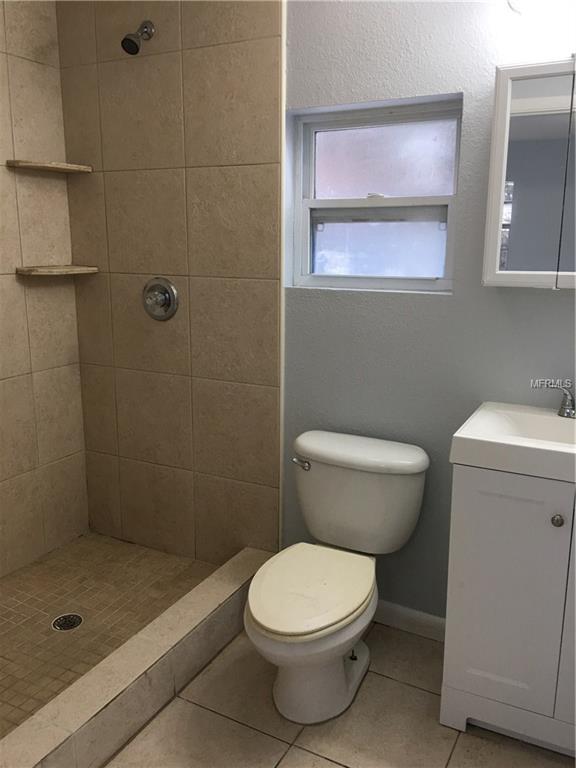 6801 N CLEARVIEW AVENUE, TAMPA, Florida 33614, 4 Bedrooms Bedrooms, 5 Rooms Rooms,2 BathroomsBathrooms,Residential,For sale,CLEARVIEW,T2907111