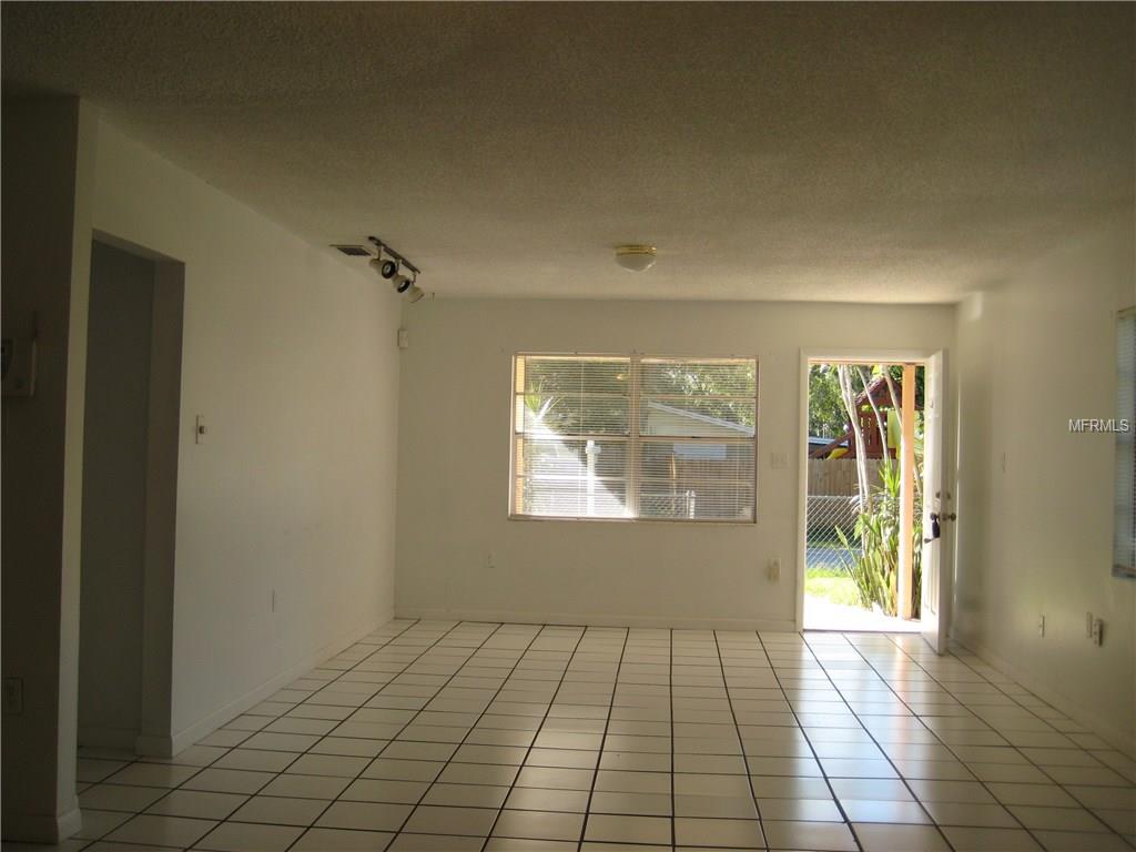 6801 N CLEARVIEW AVENUE, TAMPA, Florida 33614, 4 Bedrooms Bedrooms, 5 Rooms Rooms,2 BathroomsBathrooms,Residential,For sale,CLEARVIEW,T2907111