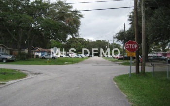 6801 N CLEARVIEW AVENUE, TAMPA, Florida 33614, 4 Bedrooms Bedrooms, 5 Rooms Rooms,2 BathroomsBathrooms,Residential,For sale,CLEARVIEW,T2907111