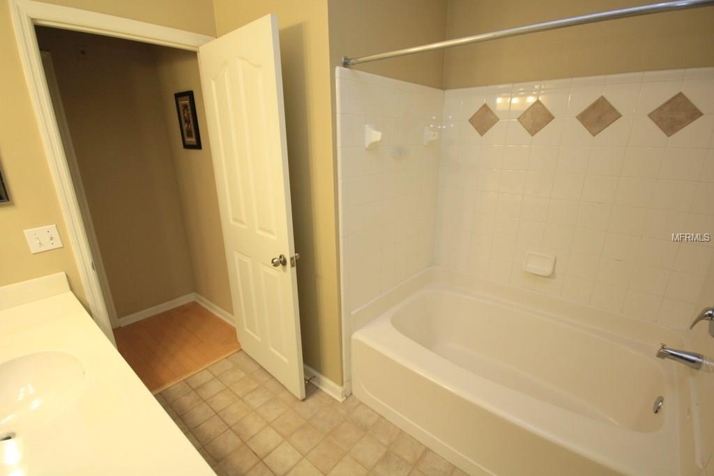 4207 S DALE MABRY HIGHWAY TAMPA, Florida 33611, 1 Bedroom Bedrooms, 3 Rooms Rooms,1 BathroomBathrooms,Residential,For sale,DALE MABRY,T2922343