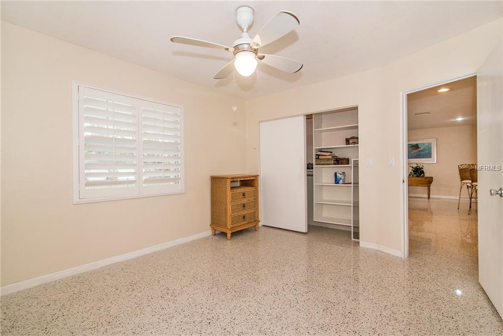 4401 BIRCH STREET NE, ST PETERSBURG, Florida 33703, 3 Bedrooms Bedrooms, 5 Rooms Rooms,2 BathroomsBathrooms,Residential,For sale,BIRCH,U7844957