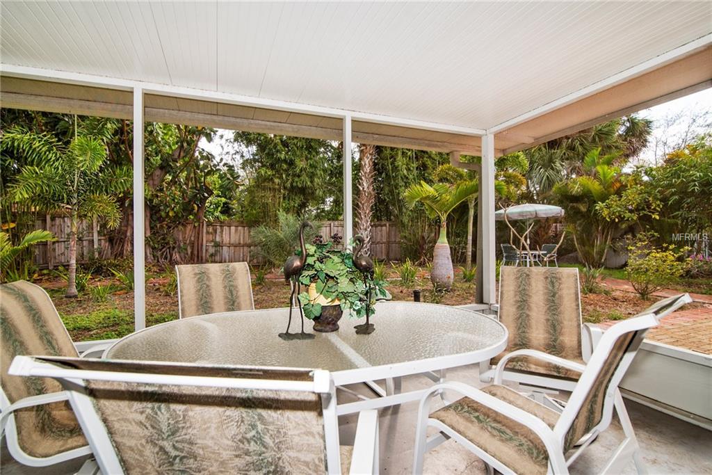 4401 BIRCH STREET NE, ST PETERSBURG, Florida 33703, 3 Bedrooms Bedrooms, 5 Rooms Rooms,2 BathroomsBathrooms,Residential,For sale,BIRCH,U7844957