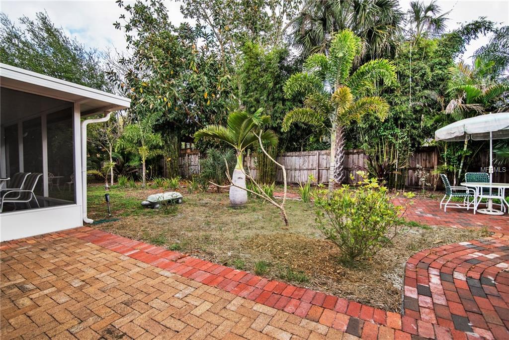 4401 BIRCH STREET NE, ST PETERSBURG, Florida 33703, 3 Bedrooms Bedrooms, 5 Rooms Rooms,2 BathroomsBathrooms,Residential,For sale,BIRCH,U7844957