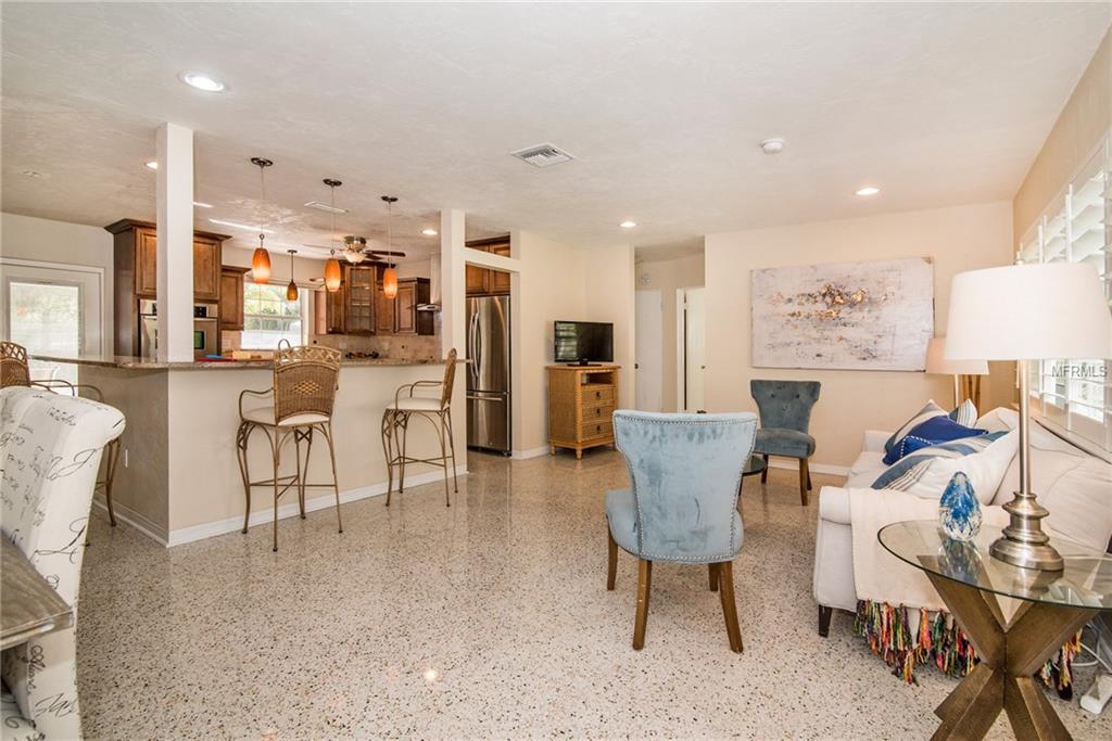 4401 BIRCH STREET NE, ST PETERSBURG, Florida 33703, 3 Bedrooms Bedrooms, 5 Rooms Rooms,2 BathroomsBathrooms,Residential,For sale,BIRCH,U7844957