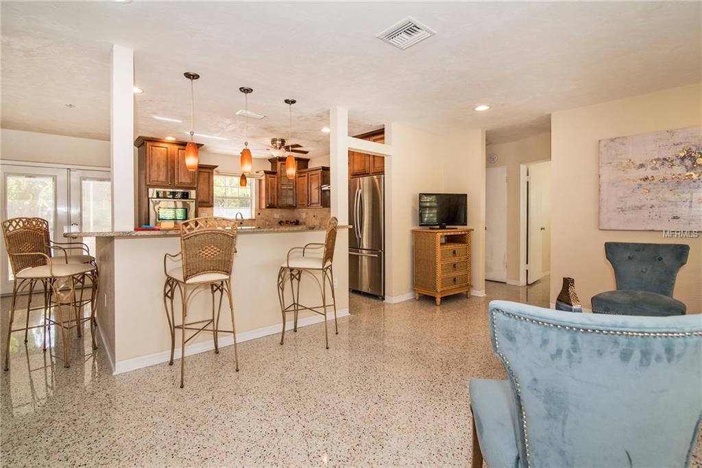 4401 BIRCH STREET NE, ST PETERSBURG, Florida 33703, 3 Bedrooms Bedrooms, 5 Rooms Rooms,2 BathroomsBathrooms,Residential,For sale,BIRCH,U7844957