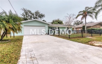 4401 BIRCH STREET NE, ST PETERSBURG, Florida 33703, 3 Bedrooms Bedrooms, 5 Rooms Rooms,2 BathroomsBathrooms,Residential,For sale,BIRCH,U7844957