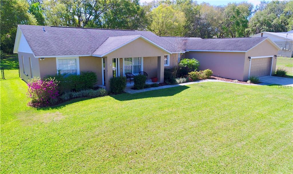 1508 KAYLOR COURT NE, WINTER HAVEN, Florida 33881, 3 Bedrooms Bedrooms, 8 Rooms Rooms,2 BathroomsBathrooms,Residential,For sale,KAYLOR,P4718851