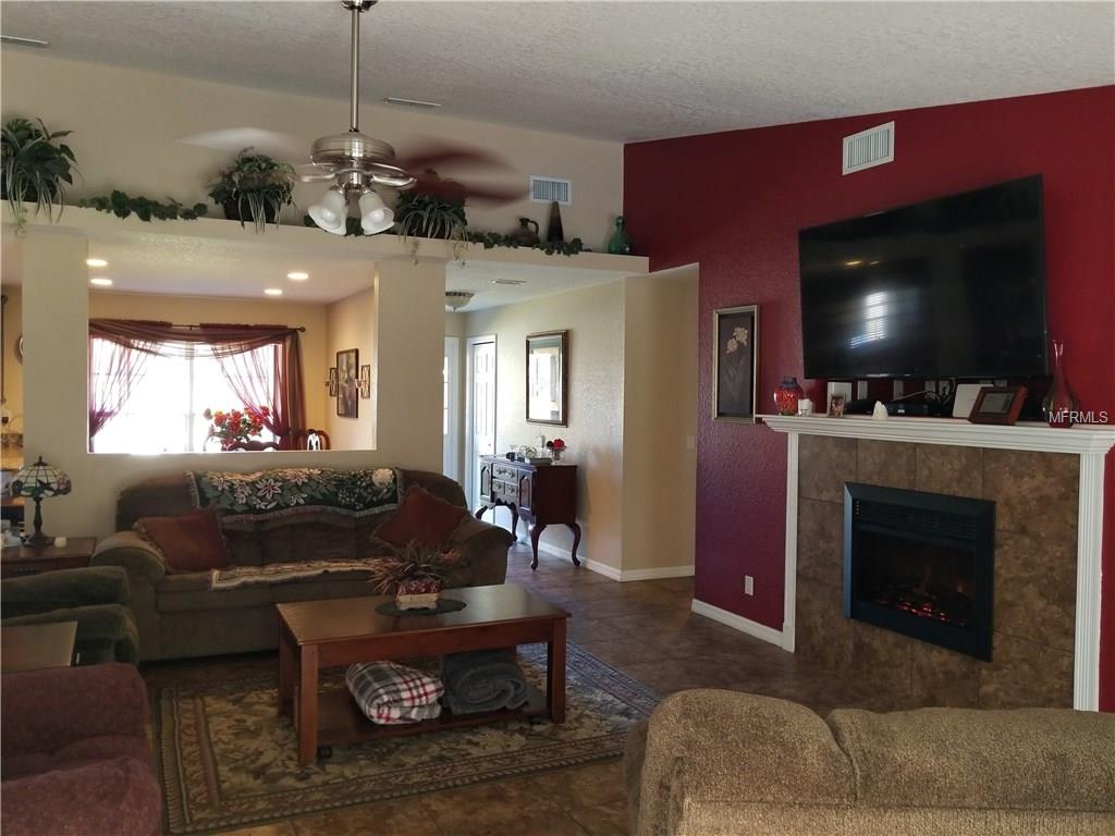 1508 KAYLOR COURT NE, WINTER HAVEN, Florida 33881, 3 Bedrooms Bedrooms, 8 Rooms Rooms,2 BathroomsBathrooms,Residential,For sale,KAYLOR,P4718851