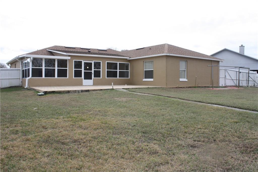 732 AMERICANA COURT, KISSIMMEE, Florida 34758, 3 Bedrooms Bedrooms, 9 Rooms Rooms,2 BathroomsBathrooms,Residential,For sale,AMERICANA,O5560684