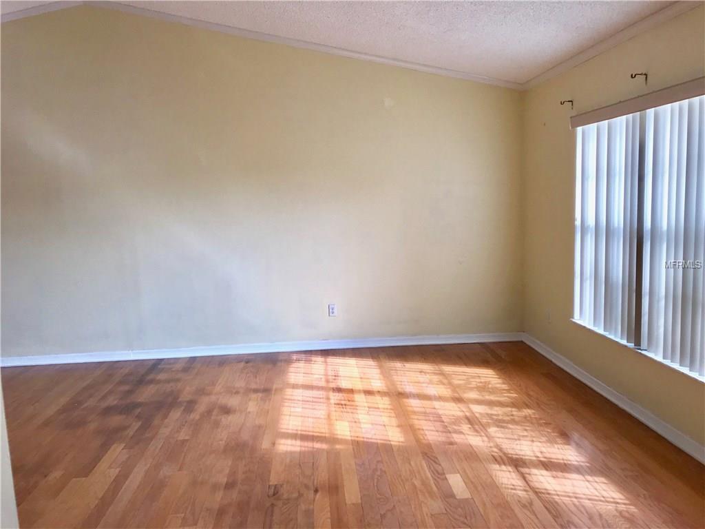 732 AMERICANA COURT, KISSIMMEE, Florida 34758, 3 Bedrooms Bedrooms, 9 Rooms Rooms,2 BathroomsBathrooms,Residential,For sale,AMERICANA,O5560684