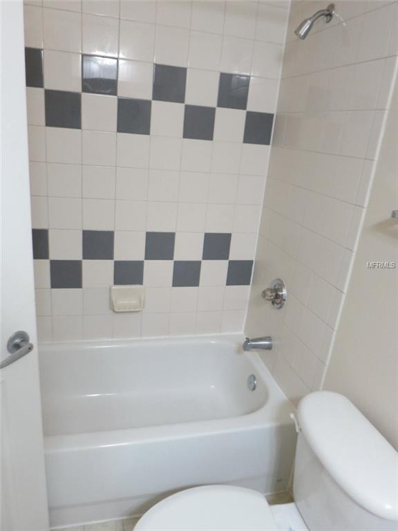 7786 PLANTATION CIRCLE, BRADENTON, Florida 34201, 3 Bedrooms Bedrooms, 7 Rooms Rooms,2 BathroomsBathrooms,Residential,For sale,PLANTATION,A4209530