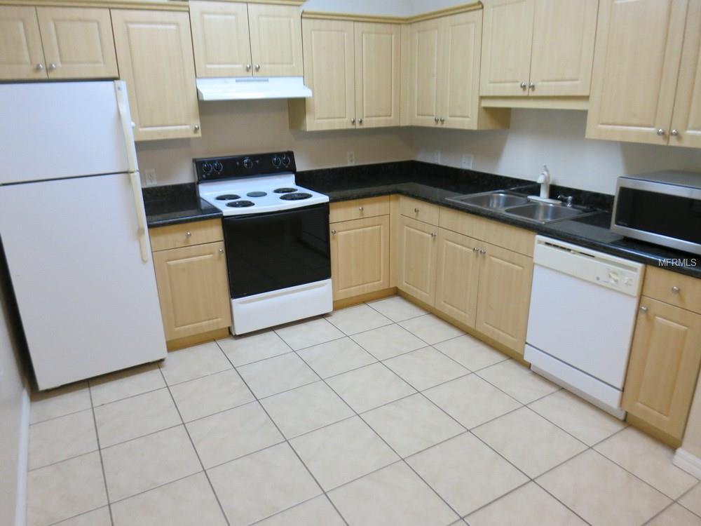 7786 PLANTATION CIRCLE, BRADENTON, Florida 34201, 3 Bedrooms Bedrooms, 7 Rooms Rooms,2 BathroomsBathrooms,Residential,For sale,PLANTATION,A4209530