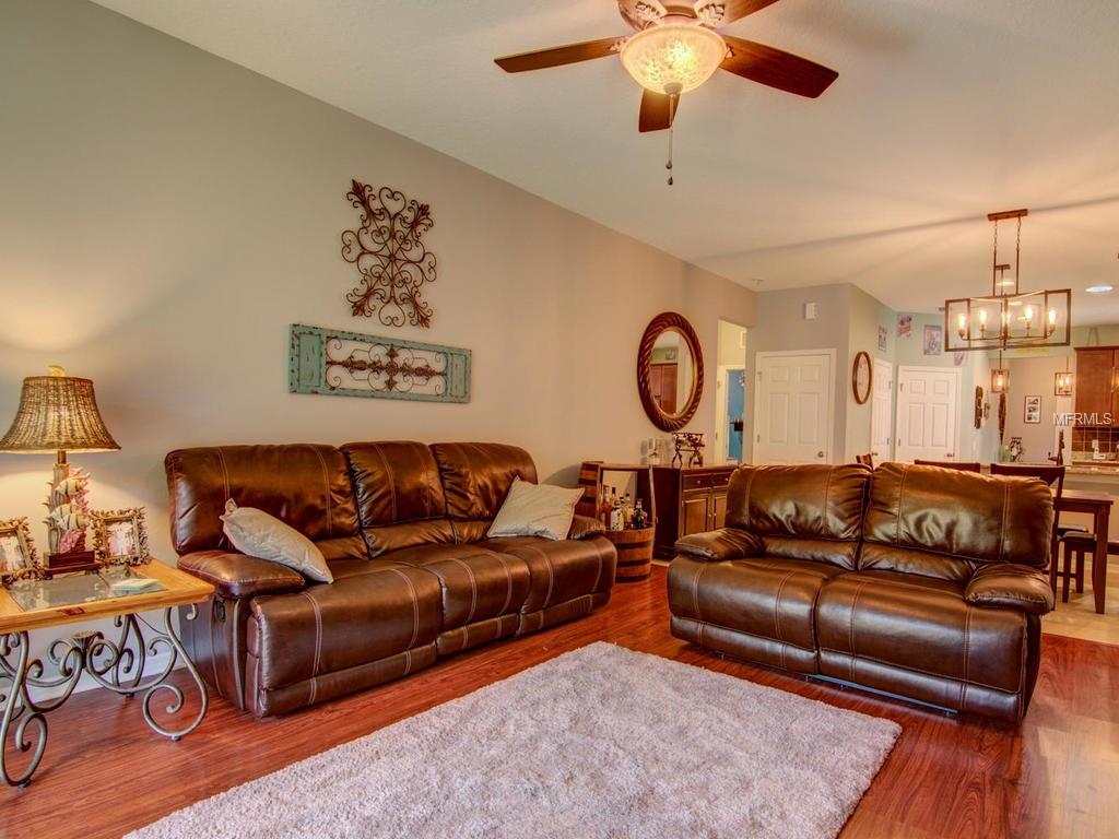 8903 39TH STREET CIRCLE E, PARRISH, Florida 34219, 4 Bedrooms Bedrooms, 9 Rooms Rooms,2 BathroomsBathrooms,Residential,For sale,39TH STREET,A4209705