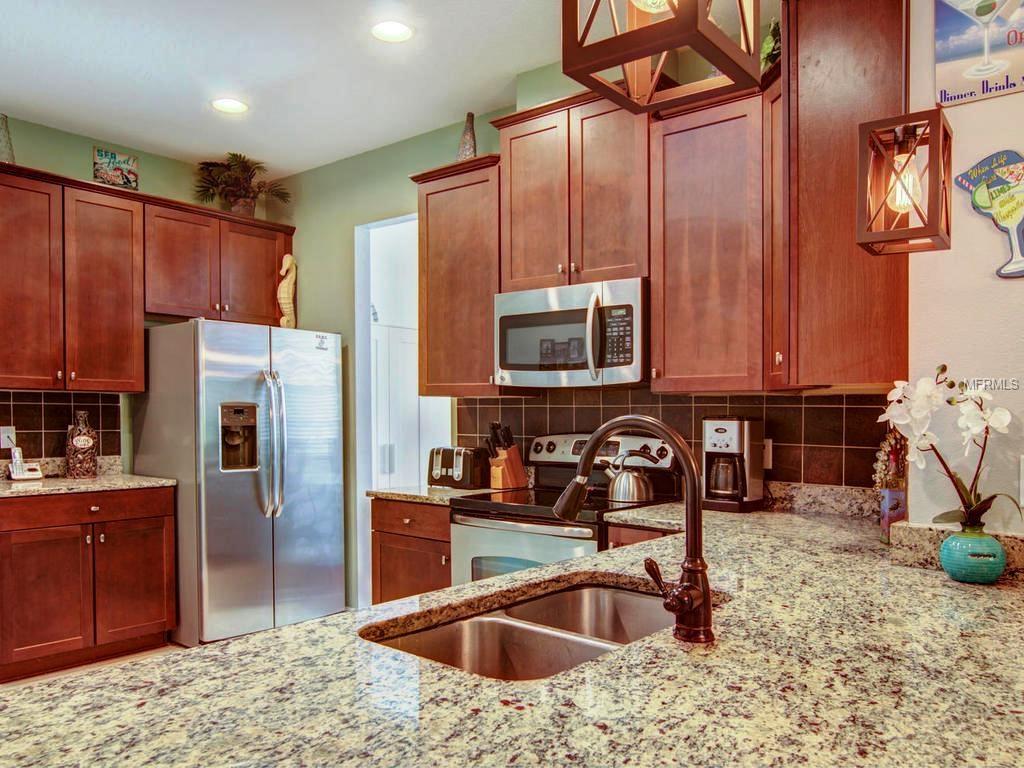 8903 39TH STREET CIRCLE E, PARRISH, Florida 34219, 4 Bedrooms Bedrooms, 9 Rooms Rooms,2 BathroomsBathrooms,Residential,For sale,39TH STREET,A4209705