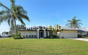 1 SPORTSMAN CIR, ROTONDA WEST, Florida 33947, 3 Bedrooms Bedrooms, 9 Rooms Rooms,2 BathroomsBathrooms,Residential,For sale,SPORTSMAN CIR,D5922994