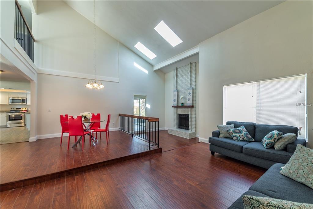 5435 BAY LAGOON CIRCLE, ORLANDO, Florida 32819, 4 Bedrooms Bedrooms, 6 Rooms Rooms,2 BathroomsBathrooms,Residential,For sale,BAY LAGOON,O5562000