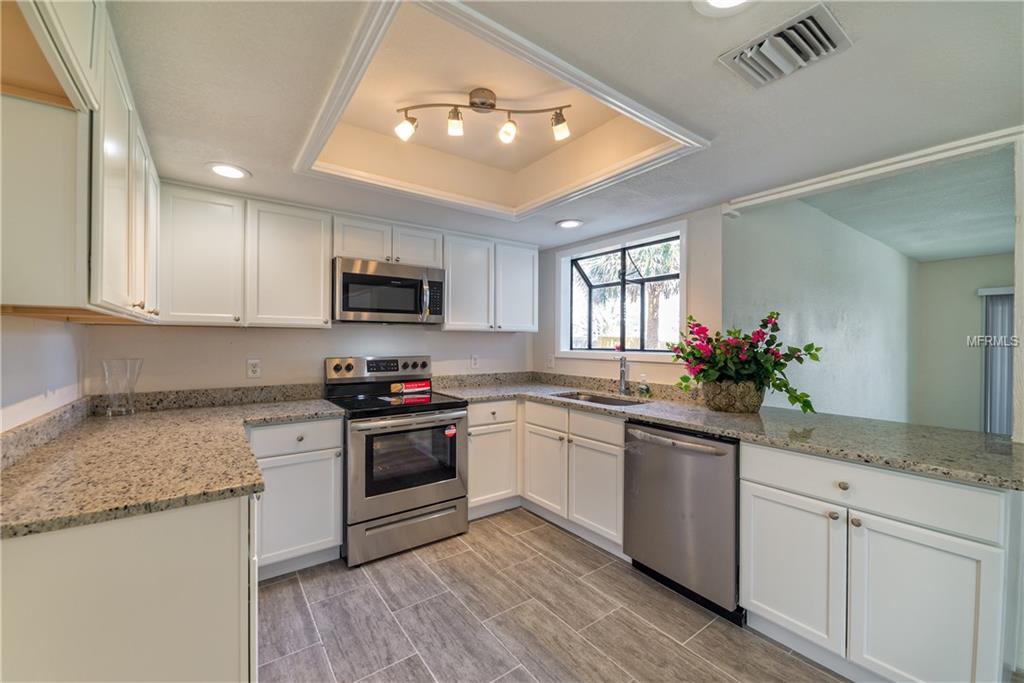 5435 BAY LAGOON CIRCLE, ORLANDO, Florida 32819, 4 Bedrooms Bedrooms, 6 Rooms Rooms,2 BathroomsBathrooms,Residential,For sale,BAY LAGOON,O5562000