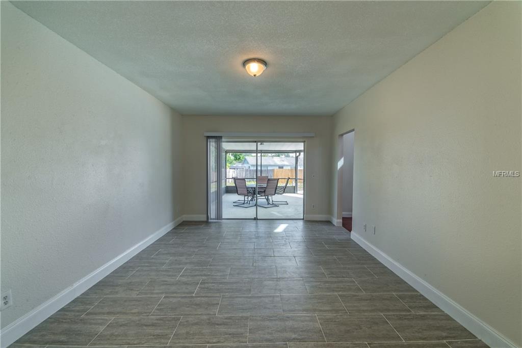 5435 BAY LAGOON CIRCLE, ORLANDO, Florida 32819, 4 Bedrooms Bedrooms, 6 Rooms Rooms,2 BathroomsBathrooms,Residential,For sale,BAY LAGOON,O5562000