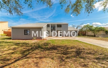 5435 BAY LAGOON CIRCLE, ORLANDO, Florida 32819, 4 Bedrooms Bedrooms, 6 Rooms Rooms,2 BathroomsBathrooms,Residential,For sale,BAY LAGOON,O5562000