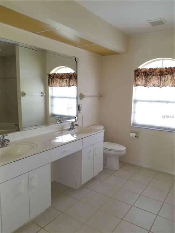 459 LAKE OF THE WOODS DRIVE, VENICE, Florida 34293, 3 Bedrooms Bedrooms, 7 Rooms Rooms,2 BathroomsBathrooms,Residential,For sale,LAKE OF THE WOODS,A4195380