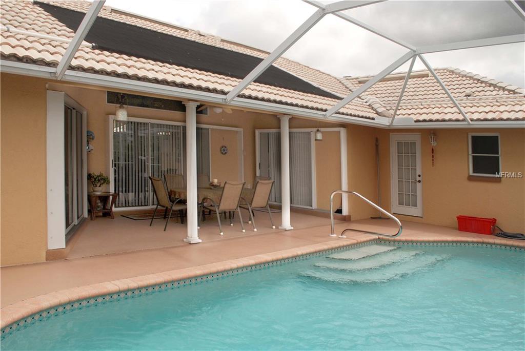 459 LAKE OF THE WOODS DRIVE, VENICE, Florida 34293, 3 Bedrooms Bedrooms, 7 Rooms Rooms,2 BathroomsBathrooms,Residential,For sale,LAKE OF THE WOODS,A4195380