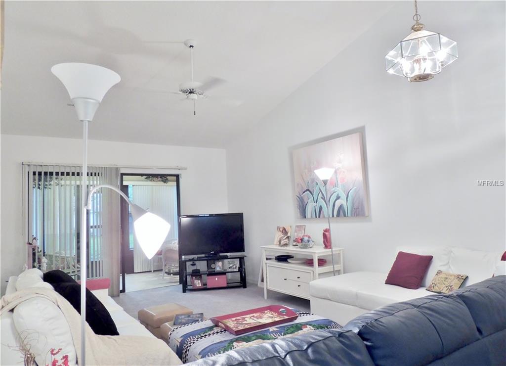 224 JUNIPER WAY, TAVARES, Florida 32778, 2 Bedrooms Bedrooms, 5 Rooms Rooms,2 BathroomsBathrooms,Residential,For sale,JUNIPER,G4847898