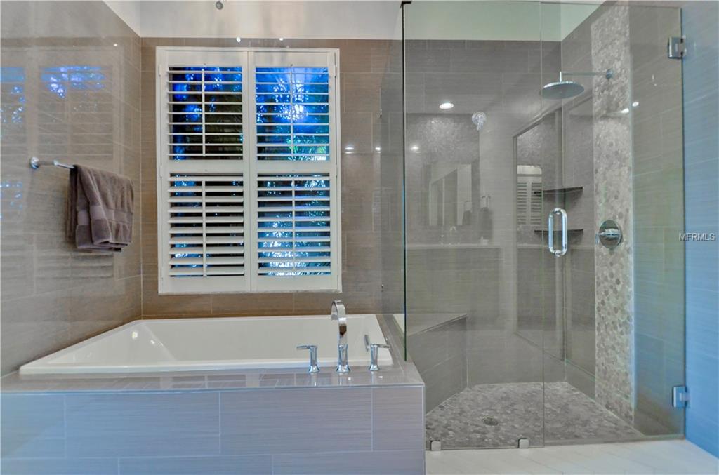 10502 CASTLEFORD WAY, TAMPA, Florida 33626, 5 Bedrooms Bedrooms, 3 Rooms Rooms,3 BathroomsBathrooms,Residential,For sale,CASTLEFORD,T2917390