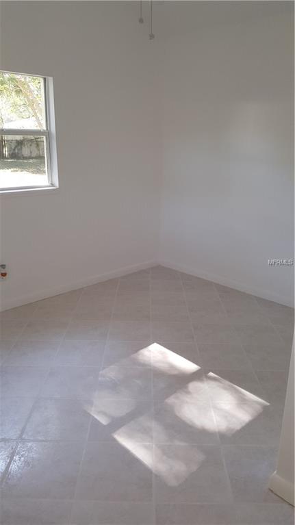 917 E LAMBRIGHT STREET, TAMPA, Florida 33604, 3 Bedrooms Bedrooms, 6 Rooms Rooms,1 BathroomBathrooms,Residential,For sale,LAMBRIGHT,T2919529