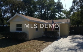 917 E LAMBRIGHT STREET, TAMPA, Florida 33604, 3 Bedrooms Bedrooms, 6 Rooms Rooms,1 BathroomBathrooms,Residential,For sale,LAMBRIGHT,T2919529