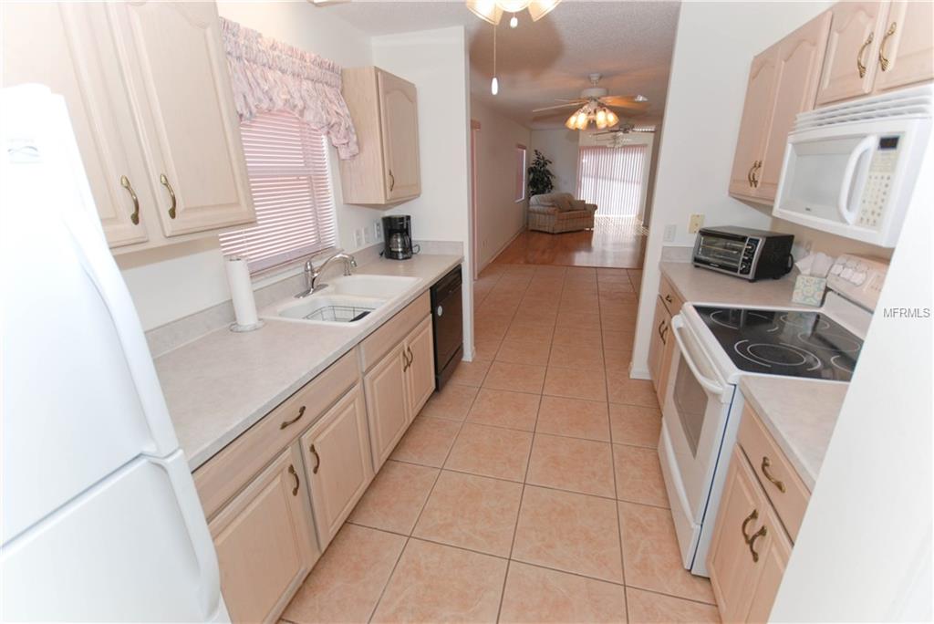 1624 TAMPICO PLACE, THE VILLAGES, Florida 32159, 2 Bedrooms Bedrooms, 6 Rooms Rooms,2 BathroomsBathrooms,Residential,For sale,TAMPICO,G4852065