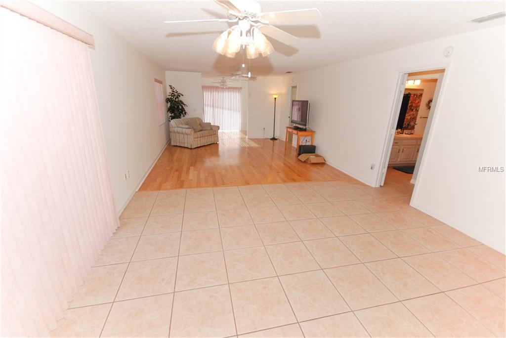 1624 TAMPICO PLACE, THE VILLAGES, Florida 32159, 2 Bedrooms Bedrooms, 6 Rooms Rooms,2 BathroomsBathrooms,Residential,For sale,TAMPICO,G4852065