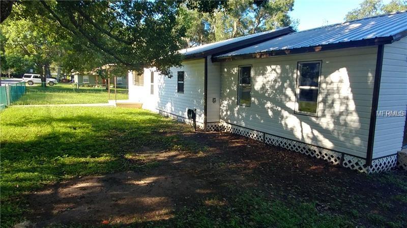 37023 FLORIDA AVENUE, DADE CITY, Florida 33525, 2 Bedrooms Bedrooms, 3 Rooms Rooms,2 BathroomsBathrooms,Residential,For sale,FLORIDA,T2925859