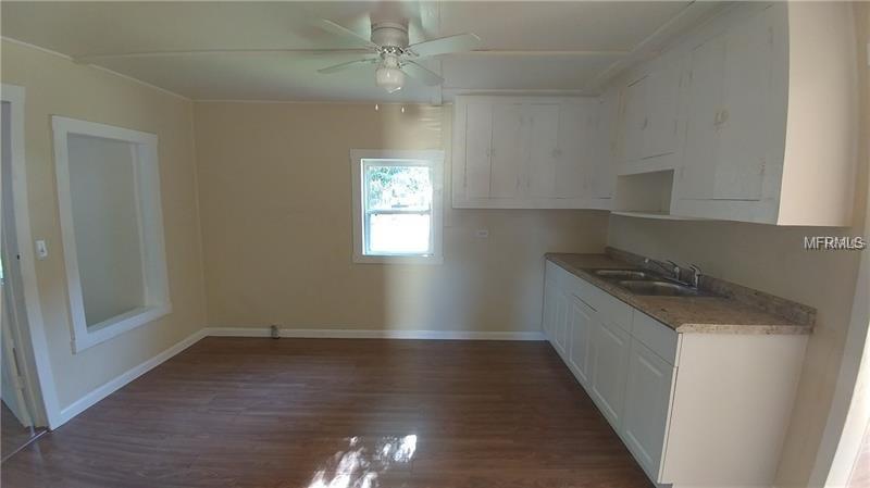 37023 FLORIDA AVENUE, DADE CITY, Florida 33525, 2 Bedrooms Bedrooms, 3 Rooms Rooms,2 BathroomsBathrooms,Residential,For sale,FLORIDA,T2925859